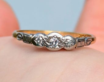 Lovely Antique Diamond Trilogy Ring | Three Stone Diamond and 18ct Gold & Platinum Ring Size UK O / US 7.25 | British Antique Ring |