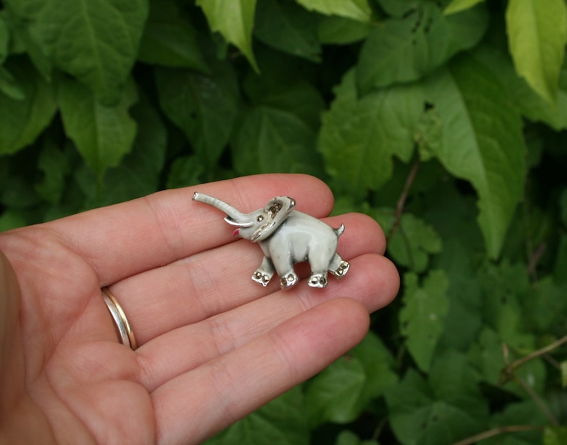 Fantastic Vintage SIlver-Tone Elephant Pin Brooch With Hand-Painted Detailing Vintage Art Deco Enamel /& Marcasite Elephant Brooch