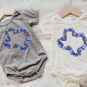 texas wildflower baby outfit girl, Texas state flower bluebonnet baby gifts for girls, Texas baby stuff, floral Texas baby theme clothing