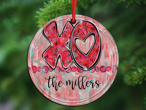 personalized xo Valentines ornaments for small tree, cute Valentines family name ornament 2025, hugs and kisses Valentines gifts for couple