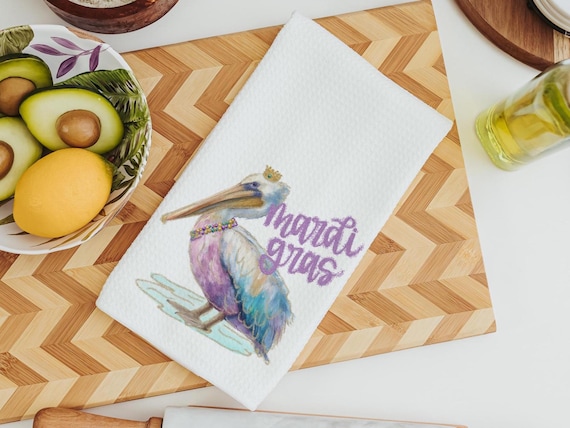 watercolor pelican Mardi Gras kitchen towels for daughter, Fat Tuesday decor, unique household gifts for wife, pelican decor, Louisiana