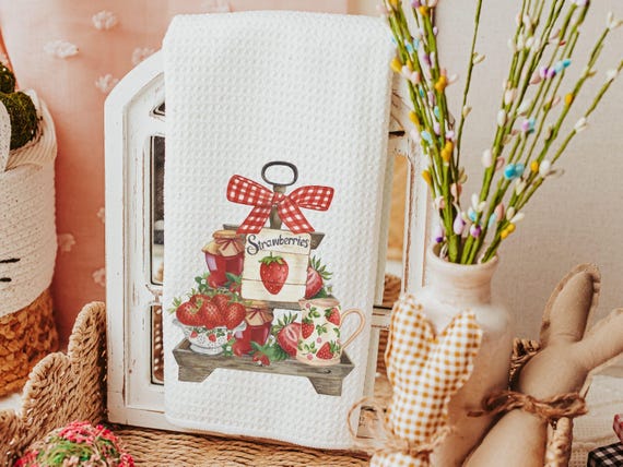 summer kitchen towel for Mom, strawberry kitchen accessories, cottage kitchen decor, farmhouse hand towels for bathroom, guest