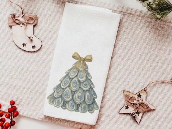 oyster shell Christmas tree decorative kitchen towels for winter, coastal Christmas hand towels for bathroom, oyster Christmas gifts for Mom