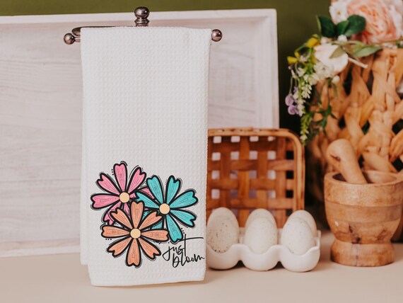 just bloom floral kitchen towels for cooks, colorful daisy kitchen dish towels, plant mom gift, cute flower hand towels for powder room