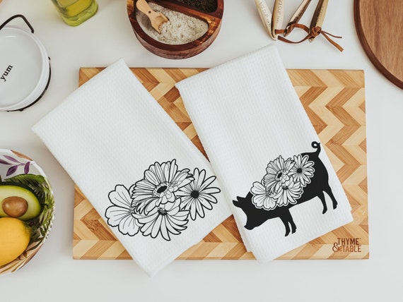 floral pig kitchen towels for Spring, farmhouse kitchen decor, cute pig gifts for pig lovers, black and white flower hand towel for bathroom