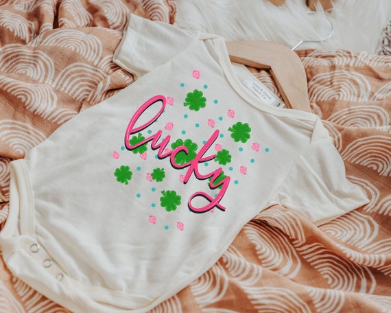 lucky st patricks day outfit for baby, baby girl shamrock outfit for kids, st pattys day coming home outfit baby girl, cute baby girl gifts