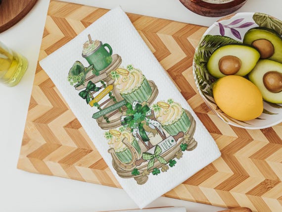 St Patricks day kitchen towel holiday home decor gifts for women, St Pattys day hand towels for bathroom, lucky horseshoe wedding gifts for