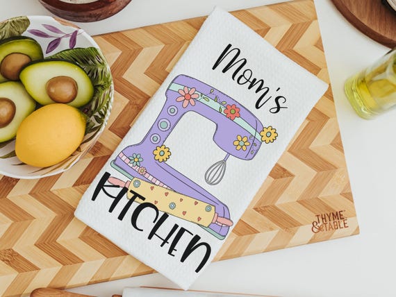 Personalized moms kitchen towel