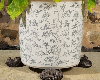 Antique Bronze Cat Potty Feet - Garden Decor, Set of 3