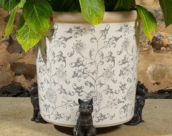 Bronze Cat Potty Feet: Antique Garden Decor, Plant Pot Stand (Set of 3)