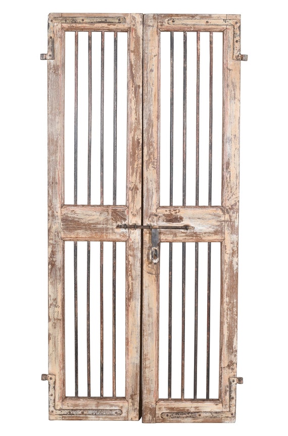 Teak & Iron Jali Dog Gate From Gujarat - 19th Century Teak & Iron Jali Dog Gate From Gujarat - 19th Century