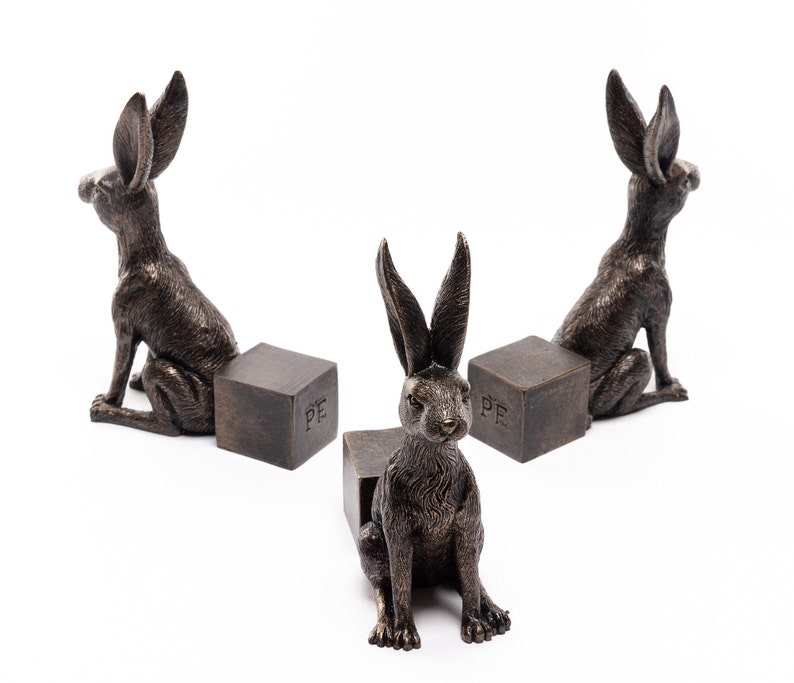 Juego de 3 orinal con forma de liebre sentada de color bronce, soporte para macetas, decoración antigua, soporte para macetas, decoración de jardín imagen 2