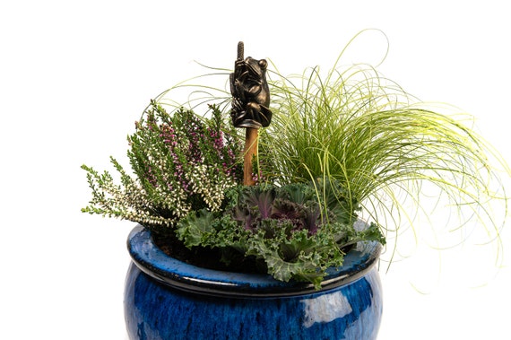 Beatrix Potter, Mrs Tiggy-winkle, Cane Companion, Cane Topper, Antique,  Bronze, Yard Art, Yard Decor, Plant Pot Decor, Garden Decor, Garden 