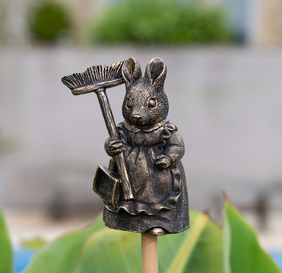 Bronze, Beatrix Potter, Hunca Munca, Cane Companion, Cane Topper, Yard Art,  Yard Decor, Yard Decorations, Plant Pot Decor, Garden Decor 