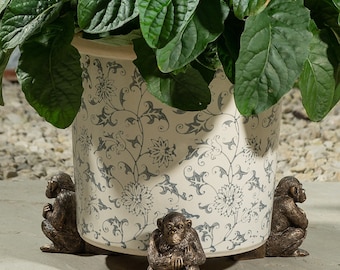 Antique Bronze Chimpanzee Plant Pot Feet Set of 3 | Stylish Garden Decor