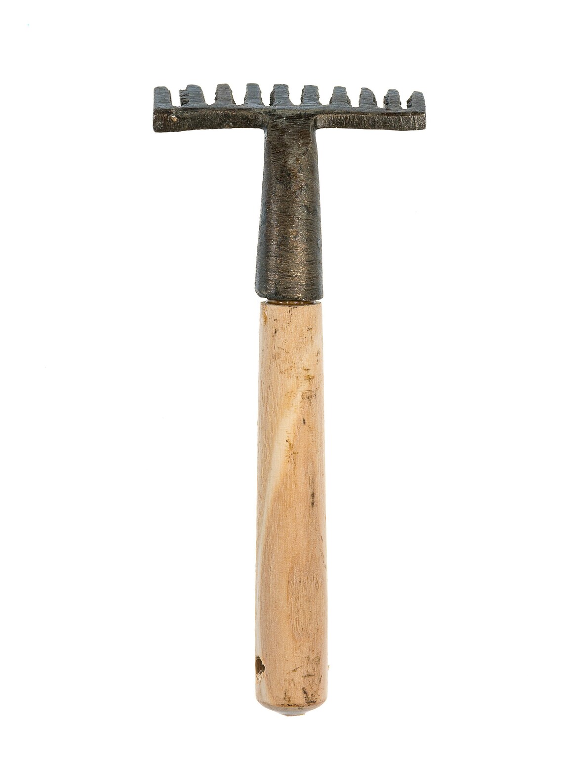 Decorative handmade sustainably sourced garden tool garland. Etsy