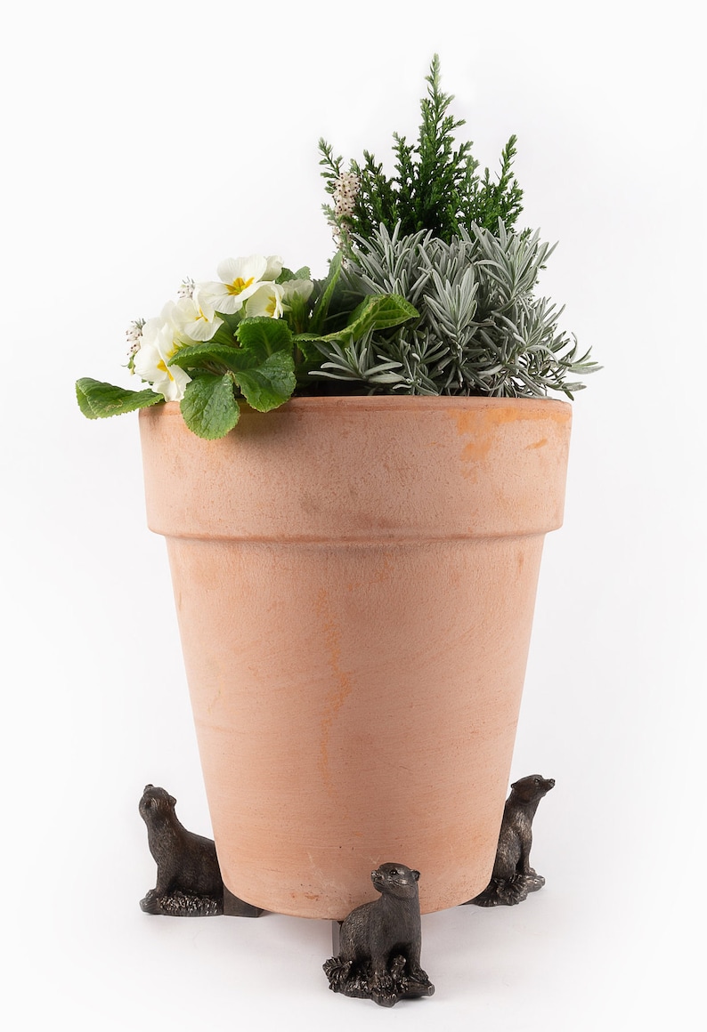 Badger Potty Feet Plant Pot Feet Gift Boxed Set Of 3 Antique Bronze Coloured Badger Plant Pot Risers