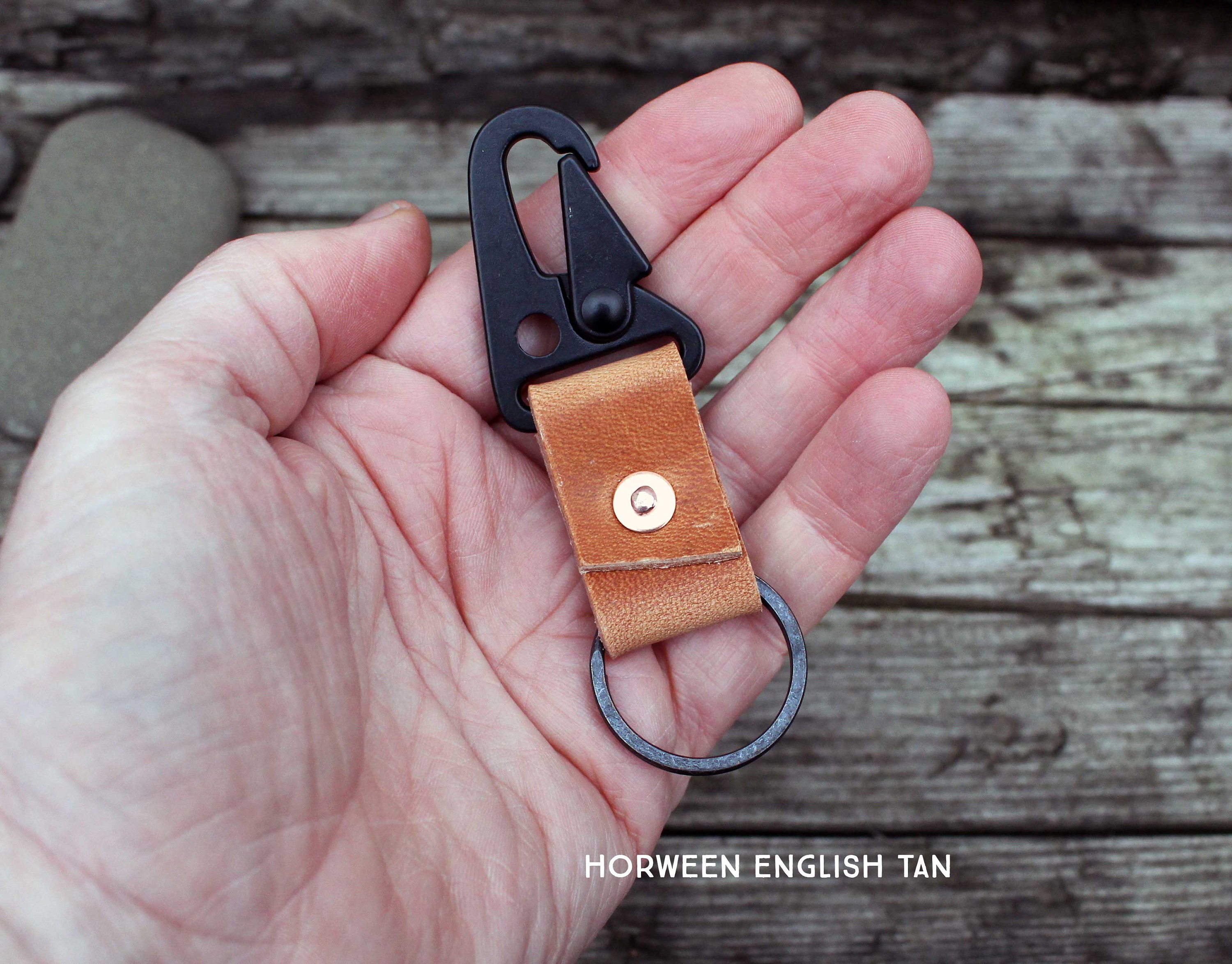 Black caribiner spring clip key fob, vegtan leather