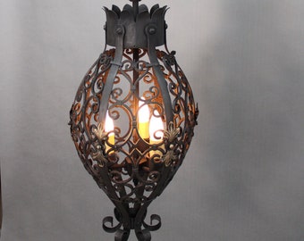 1920&#39;s Wrought Iron Pendant With Three Lights