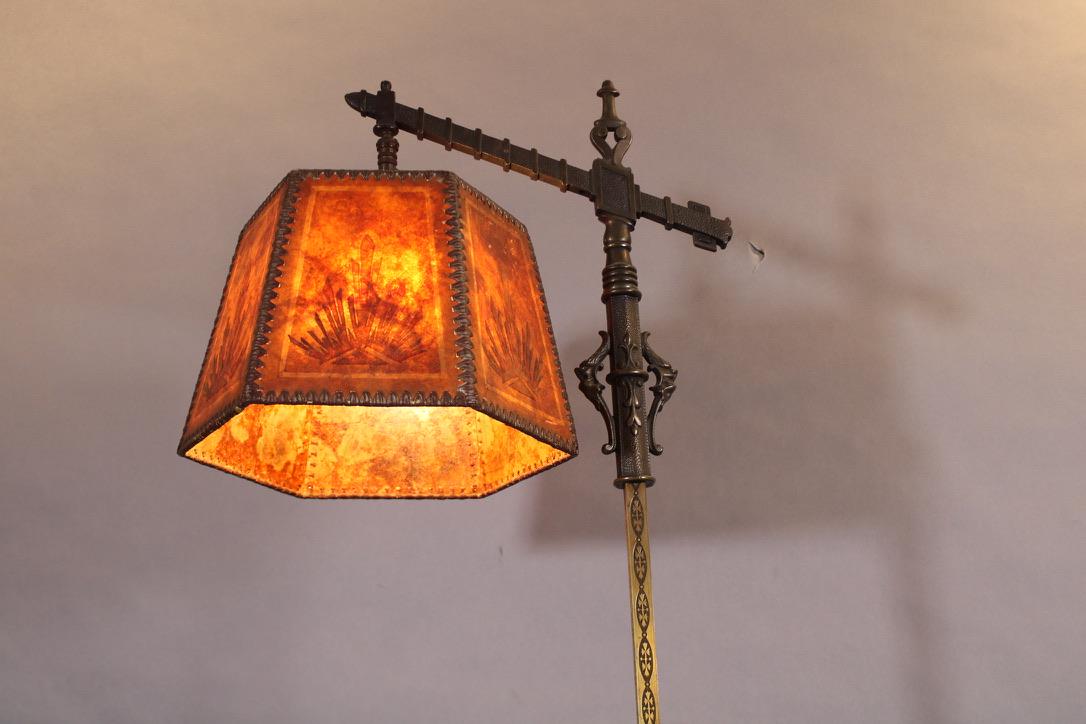 40553. Spanish Revival 1920's Bridge Lamp With Original Mica Shade