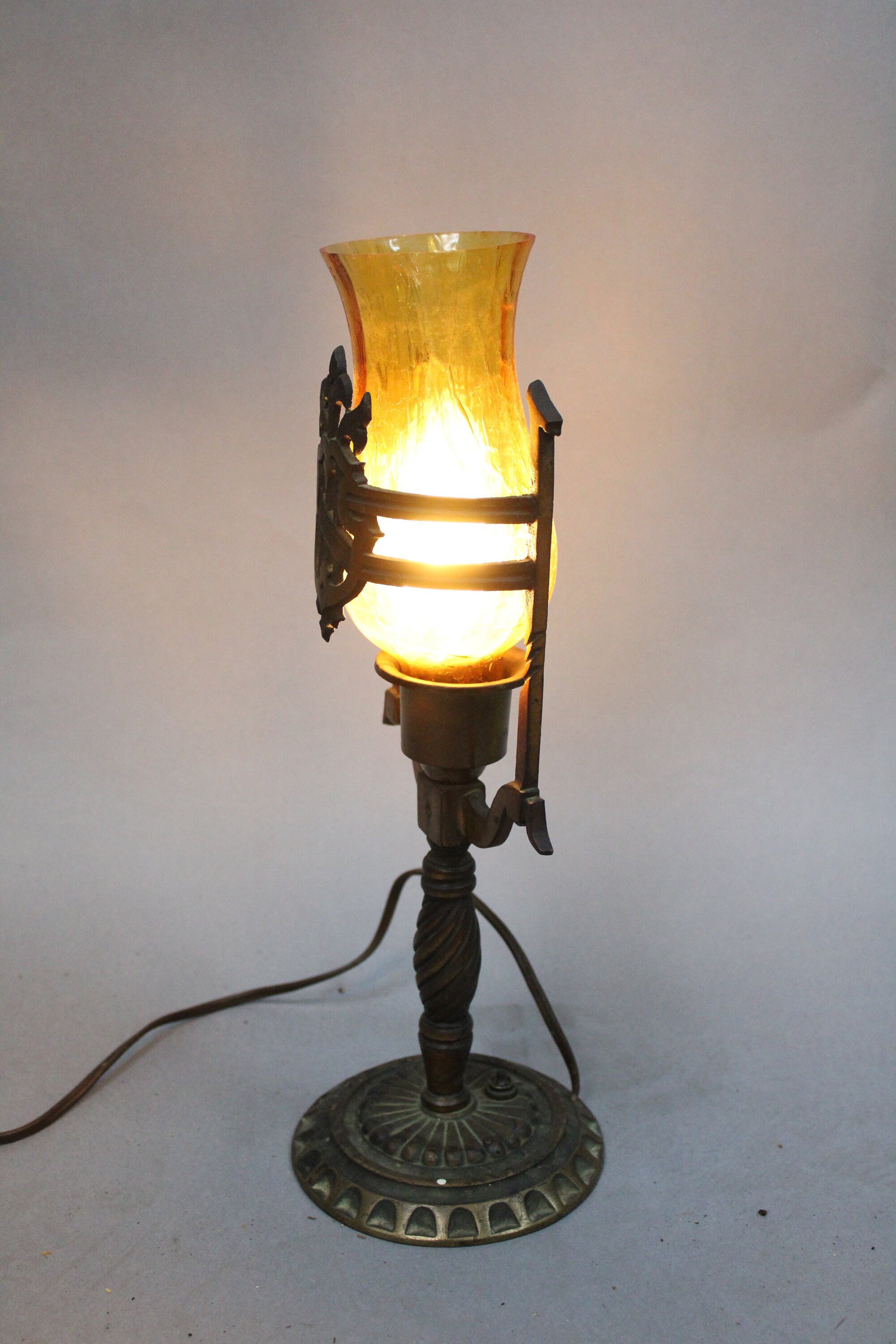 A1【used】傘立て 純銅製 Made In Italy COPPER100% 14997. Table Lamp With Glass Shade Spanish Revival Circa