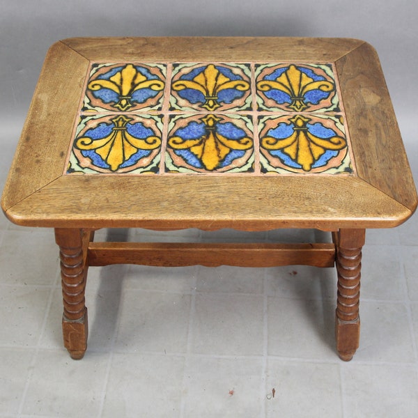 15324. Spanish Revival American Encaustic Tiled Table