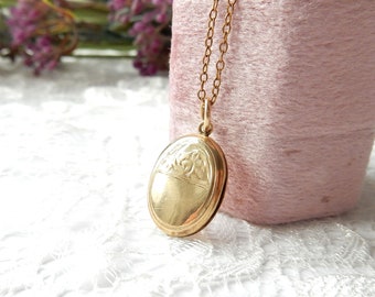 Vintage English 9 Carat Oval Bird Locket Necklace