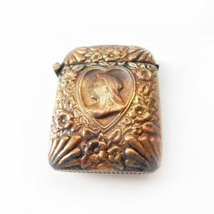Brass Heart Flower Foliate Vesta Match Safe Snuff Box