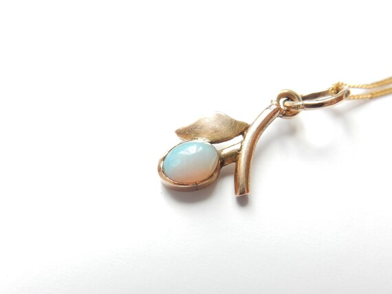 Antique Edwardian 9K Gold Opal Necklace 