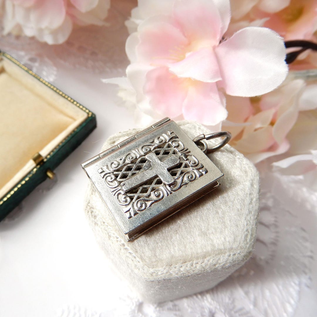 Vintage Silverplated Bible Locket - Etsy