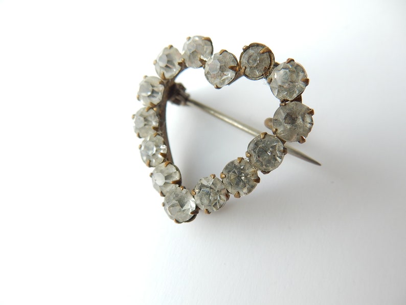 Vintage Heart Brooch Clear Rhinestone Romantic Jewelery Vintage Costume Jewelry