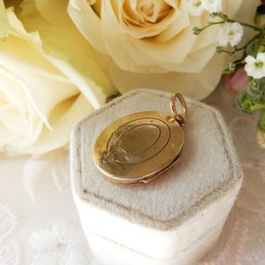 Antique 9ct Gold Back & Front Buckle Locket
