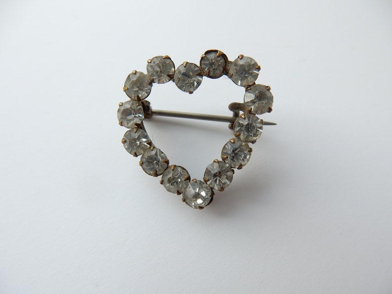 Vintage Heart Brooch Clear Rhinestone Romantic Jewelery Vintage Costume Jewelry