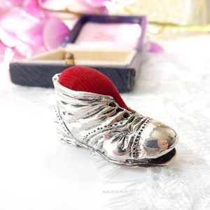 Antique Shoe Pin Cushion Vintage Silver Metal Lace Up Shoe Pin Cushion Novelty 1910/'s 1920/'s Boot Pin Cushion Sewing Collectable
