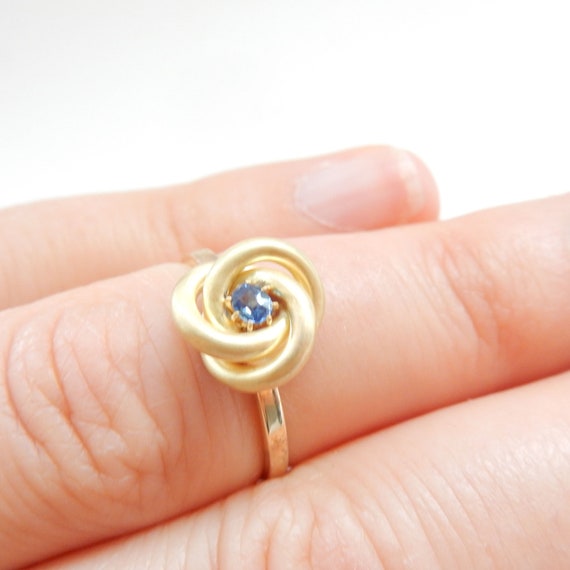 Victorian 15ct Gold Sapphire Knot Ring US Size 6 … - image 4