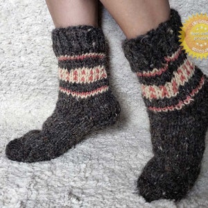 Einzigartige Schafwolle Socken 100% natürlich Warm Handgemacht Lässig Alle Größen Neu Bild 8