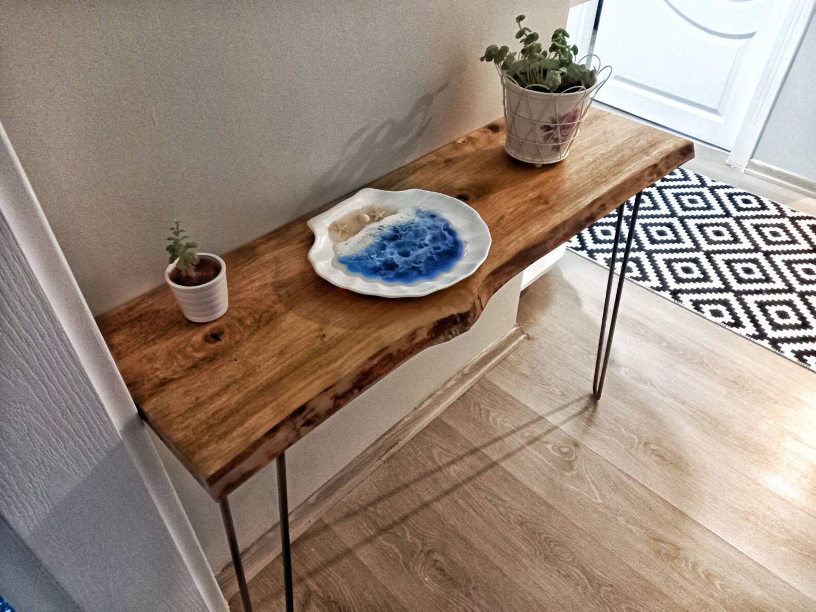 Live Edge Tisch schmaler Tisch Flurtisch Konsolentisch | Etsy