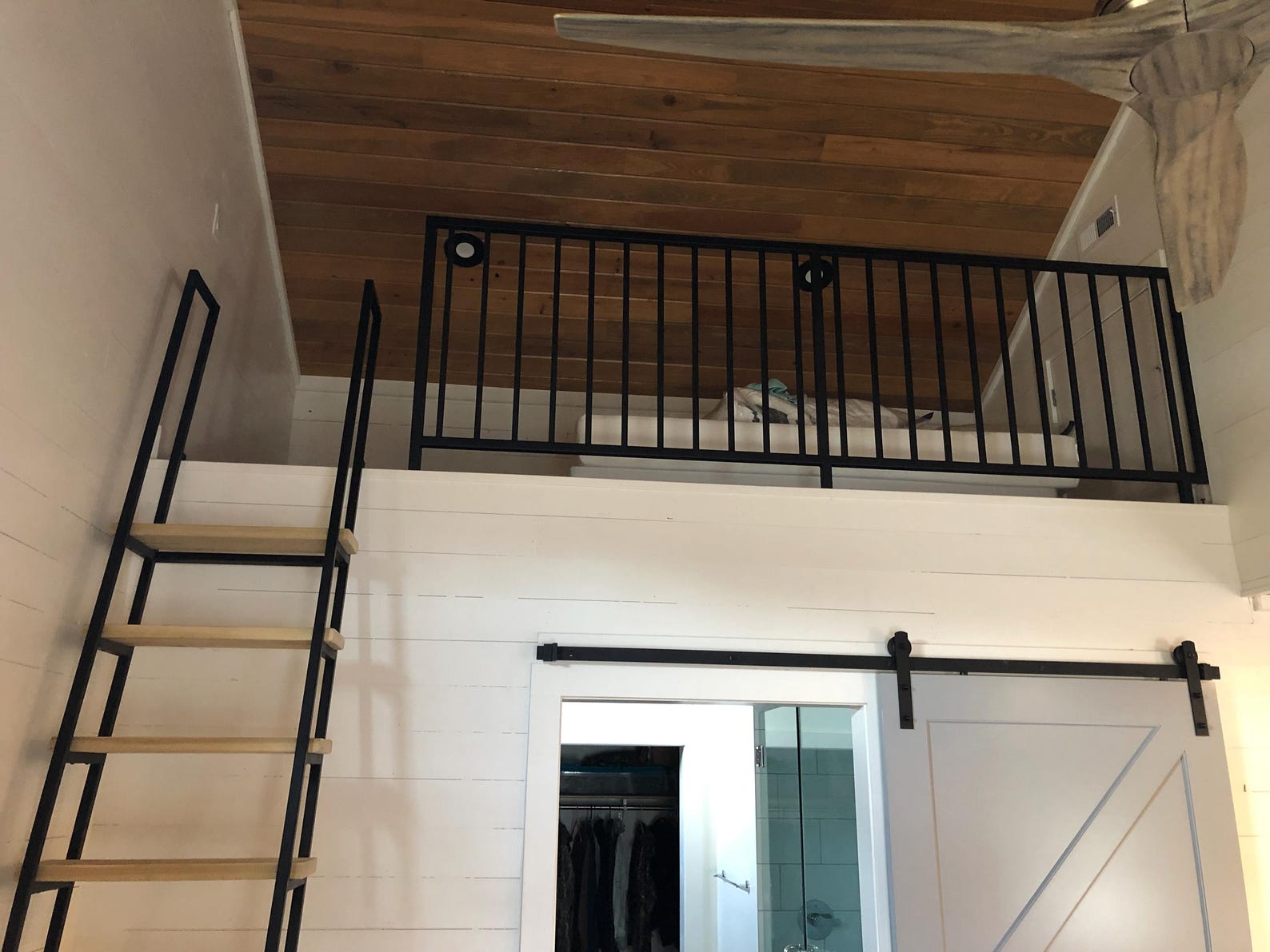 Custom Metal Railing - Vertical or Horizontal - Modern Industrial ...