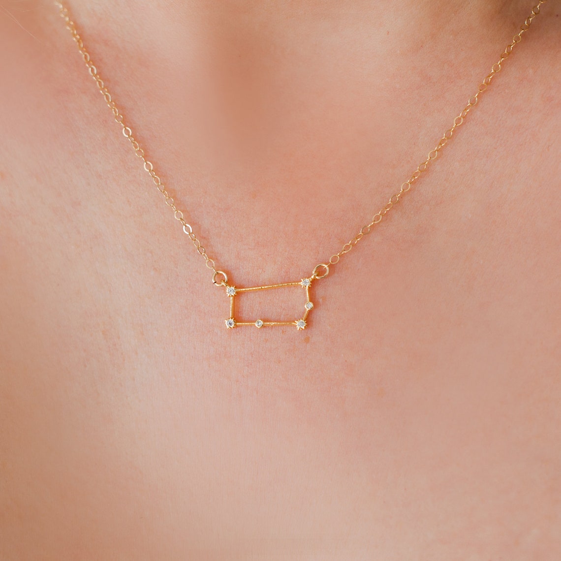 Collier Signe Du Zodiaque Taureau En Cuir Et étain - Longueur Réglable 35-65cm, Fabriqué à La Main En Allemagne