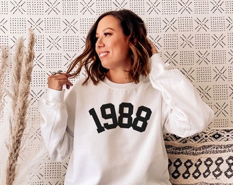 30th Birthday Best Gift Vintage 1988 Crewneck Sweatshirt 30th Birthday Best Gift Vintage 1988 Crewneck Sweatshirt