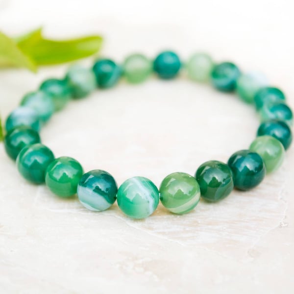 Balance and self confidence Crystal bracelet, Bracelet for Chakras, Emerald green Agate stackable bracelet, Energy Healing Gemstone bracelet