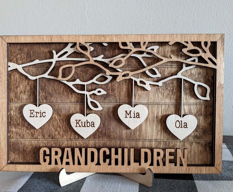 Personalized Family Tree Wooden Sign – 3D Hanging Hearts - Etsy