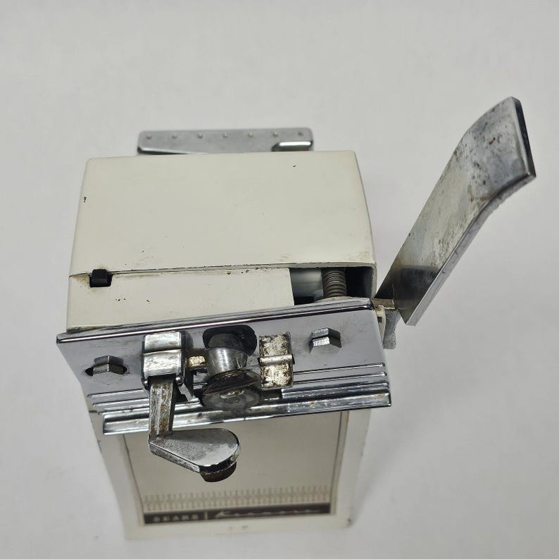 Kenmore Sears Vintage Electric Can Opener & Knife Sharpener Combination image 16