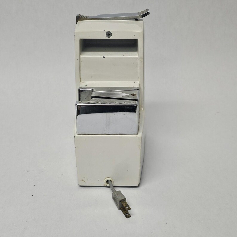 Kenmore Sears Vintage Electric Can Opener & Knife Sharpener Combination image 2