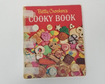 1963 Betty Crocker's Cooky Book Vintage 1st Edition 3rd Printing Illustrated Cookie Cookbook 1960s Betty Crocker