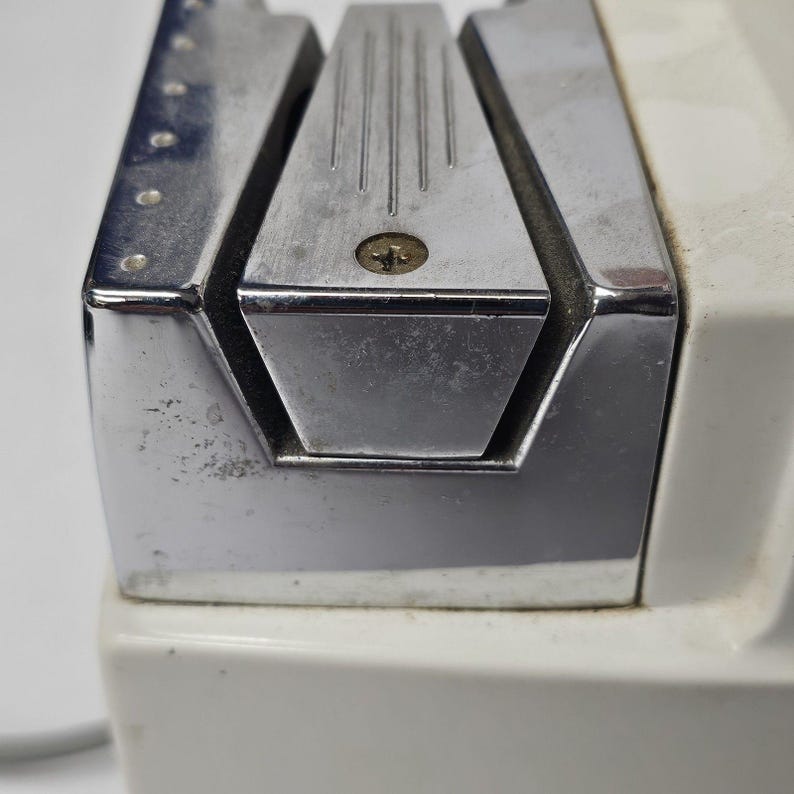 Kenmore Sears Vintage Electric Can Opener & Knife Sharpener Combination image 8