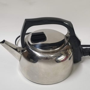 Russell Hobbs 2 Qt Electric Kettle Vintage C330 Stainless Steel Tea Kettle  Automatic Shut-off 