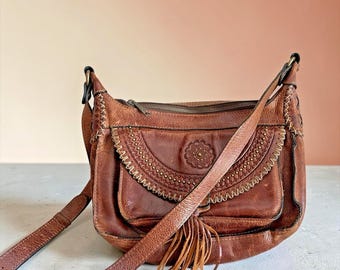 Patricia Nash Crossbody Hobo Purse Bag Distressed Supple Leather Brown Western