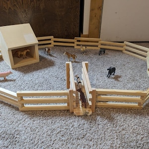 Wooden Folding Fence and Cattle Loading Chute
