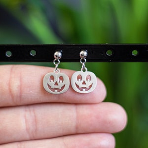 PUMPKIN EARRINGS, Jack o lantern earrings, Jack o lantern Jewellery, Spooky Jewellery, Spooky Earrings, Gothic Earrings, Autumn Earrings image 2